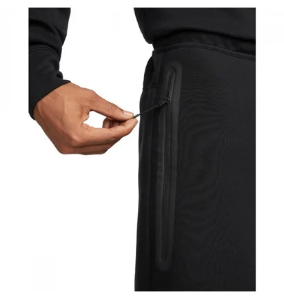 Шорты мужские Nike Sportswear Tech Fleece Black FB8171-010