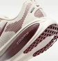 Кросівки жіночі Nike Air Zoom Vomero 18 Beige HM6804-108