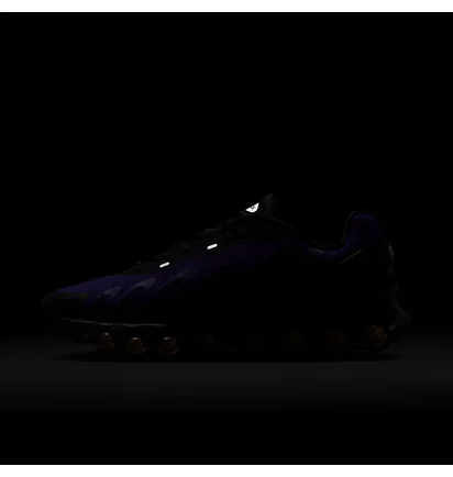 Кроссовки мужские Nike Air Max Dn8 Violet FQ7860-009