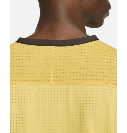 Футболка чоловіча Nike Dri-Fit Trail Solar Chase Yellow Dv9305-848