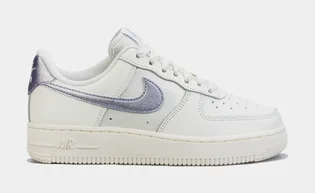 Кросівки жіночі Nike Air Force 1 07 Essentials Lifestyle Shoes White DV7470-100