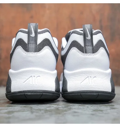 Кросівки чоловічі Nike Air Max 200 White/Black AQ2568-104