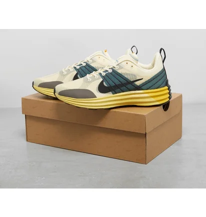 Кроссовки мужские Nike Lunar Roam Beige DV2440-700