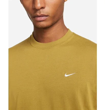 Футболка чоловіча Nike Mens T-Shirt Olive CV0559-318
