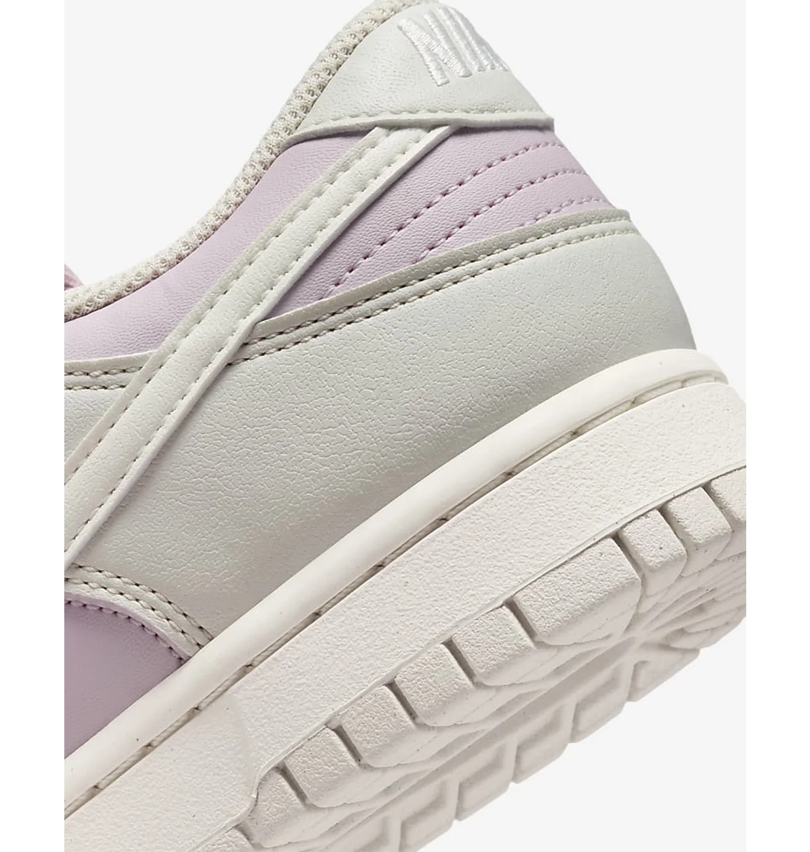 ᐉ Кроссовки женские Nike Dunk Low White/Pink DD1873-001 - купить
