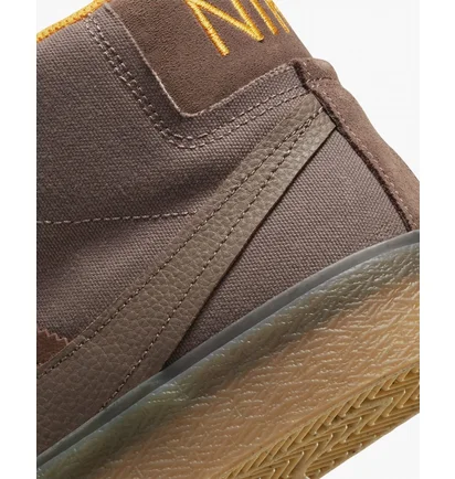 Кросівки унісекс Nike Sb Zoom Blazer Mid Premium Plus Brown Dv5468-200
