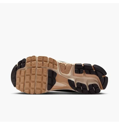 Кросівки жіночі Nike Zoom Vomero 5 Brown/Black FJ2028-106