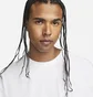 Лонгслив мужской Nike T-Shirt Sportswear Essentials White DO7390-100