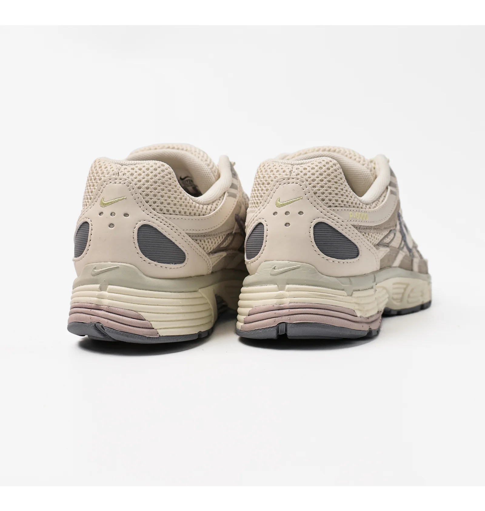 ᐉ Кросівки жіночі Nike P-6000 Beige HJ7284-072 - придбати в