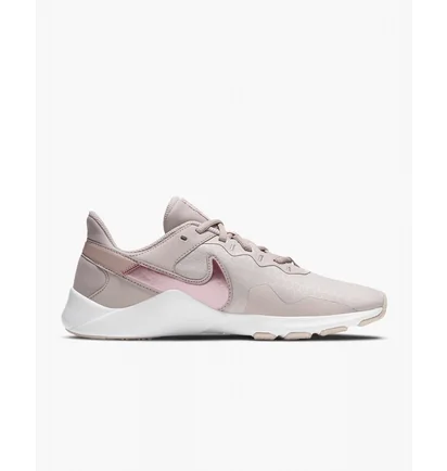 Кроссовки женские Nike Legend Essential 2 Violet CQ9545-003