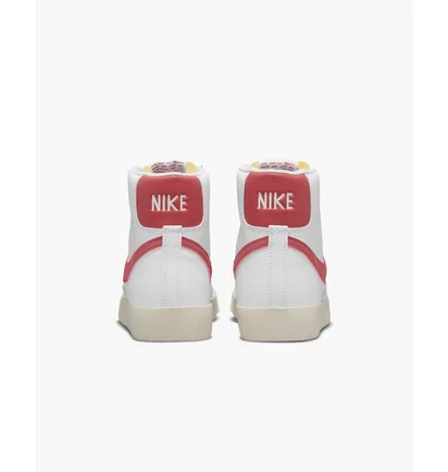 Кроссовки женские Nike Blazer Mid 77 White FZ3626-100