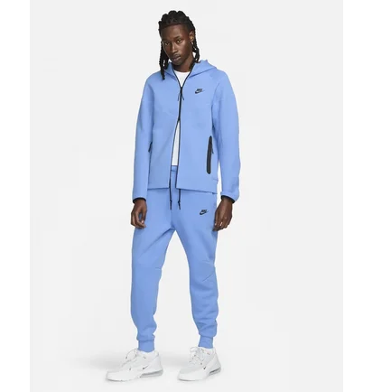 Штаны мужские Nike Sportswear Tech Fleece Slim Fit Joggers Light Blue FB8002-450