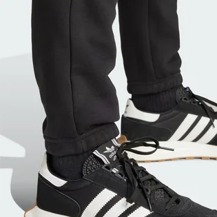 Спортивный костюм мужской Adidas Trefoil Essentials Black IY7361__IY4930