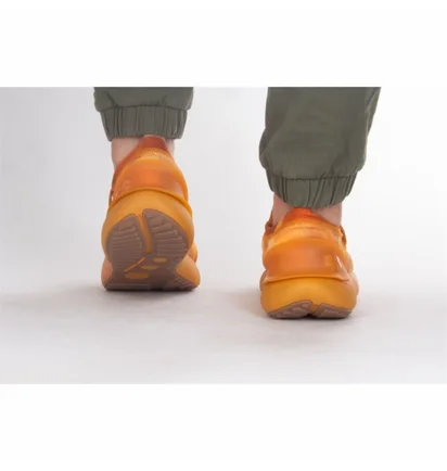 Кросівки чоловічі Under Armour Hovr Phantom 3 Orange 3026348-802
