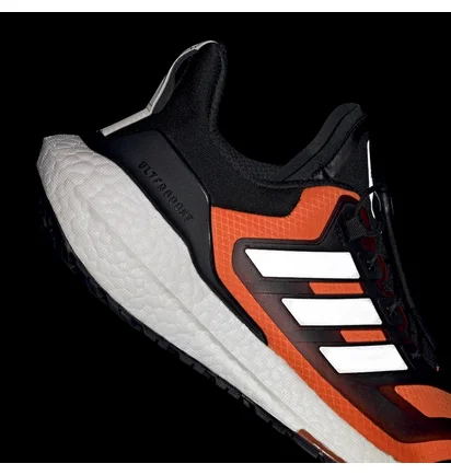 Кроссовки мужские Adidas Ultraboost 22 Cold.Rdy 2.0 Running Shoes Orange/Black Gx6689
