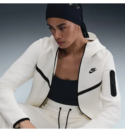 Спортивний костюм жіночий Nike Tech Fleece Grey HV6747-133__HV6779-133