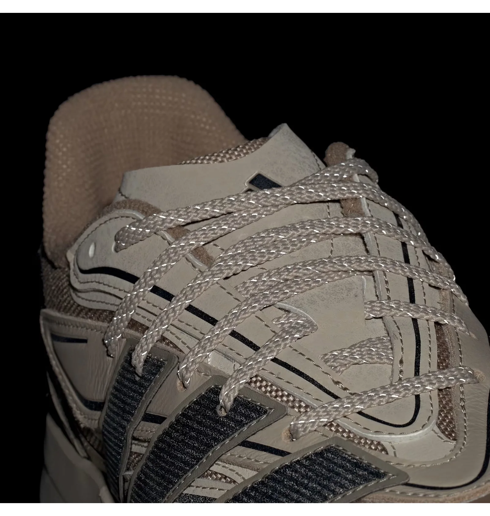 ᐉ Кросівки чоловічі Adidas Lightblaze Beige JP7774 - придбати в