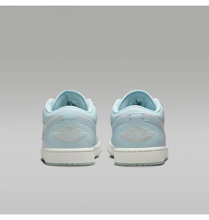 Кроссовки мужские Nike 1 Low Se White/Light Blue HJ5999-400
