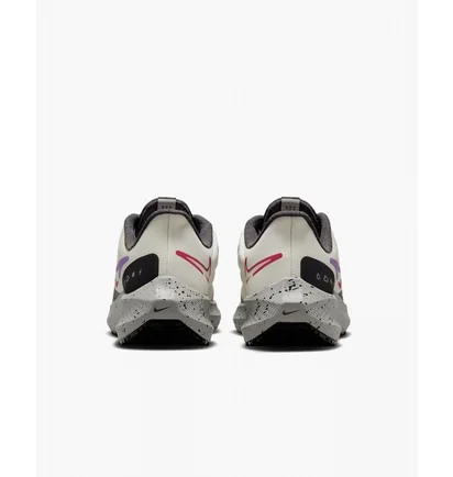 Кросівки жіночі Nike Air Zoom Pegasus 39 Shield White Do7626-003