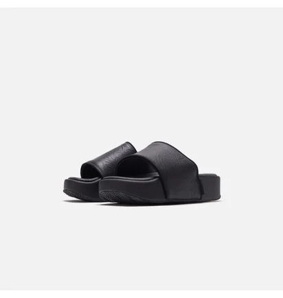 Тапочки унисекс Adidas Slide Black GW8631
