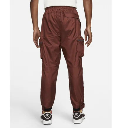 Штани чоловічі Nike Sportswear Repel Tech Pack Bordo DQ4278-231