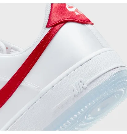 Кроссовки женские Nike Air Force 1 07 Essentials Sneaker White DX6541-100