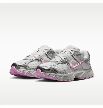 Кросівки жіночі Nike V5 Runner White/Metallic HQ7901-009