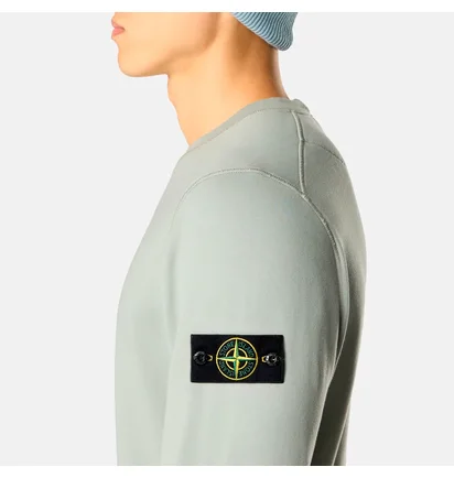 Свитшот мужской STONE ISLAND Crewneck Olive L1S156100060S0051-V0055