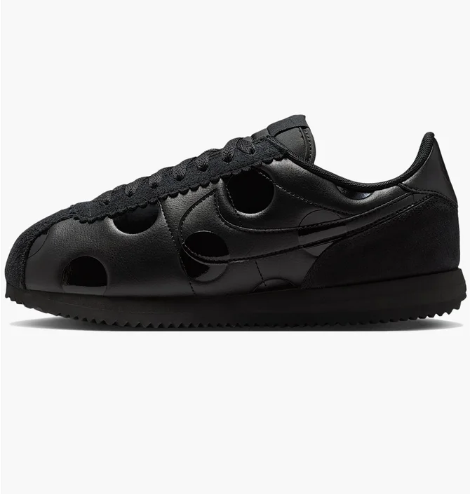 Кросівки жіночі Nike Cortez Triple Black IR1332-002