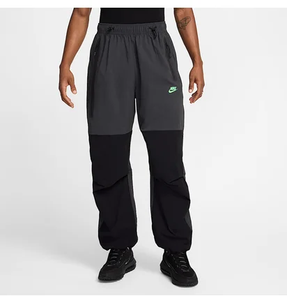 Штаны мужские Nike Tech Woven Black/Grey HM7158-060