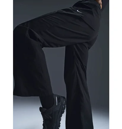 Штани жіночі Nike W Nsw Nk Wr Wvn Hr Oh Pant Black FV7655-010
