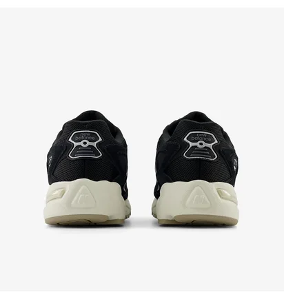 Кроссовки мужские New Balance 725 Black ML725BB