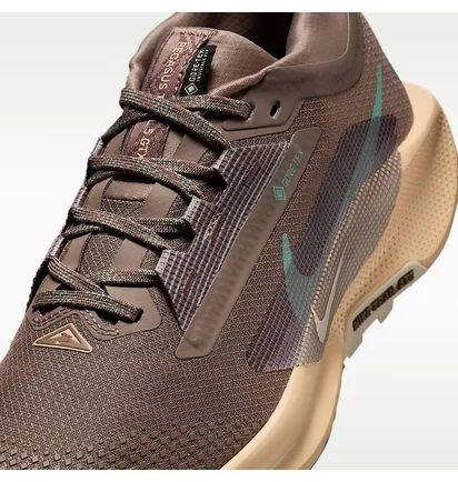 Кросівки унісекс Nike Pegasus Trail 5 Gtx Brown FQ0912-200