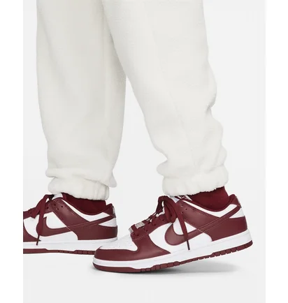 Штаны женские Nike Sportswear Plush Jogger White Dq6812-072