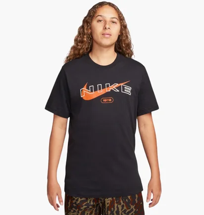 Футболка мужская Nike Sw R Black FQ8036-010