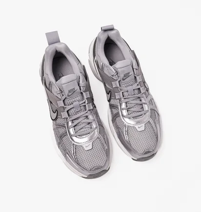 Кроссовки женские Nike V2K Run Grey FD0736-008