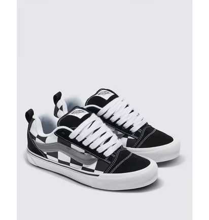 Кеды унисекс Vans Knu Skool Shoe Black/White VN0009QCCJJ