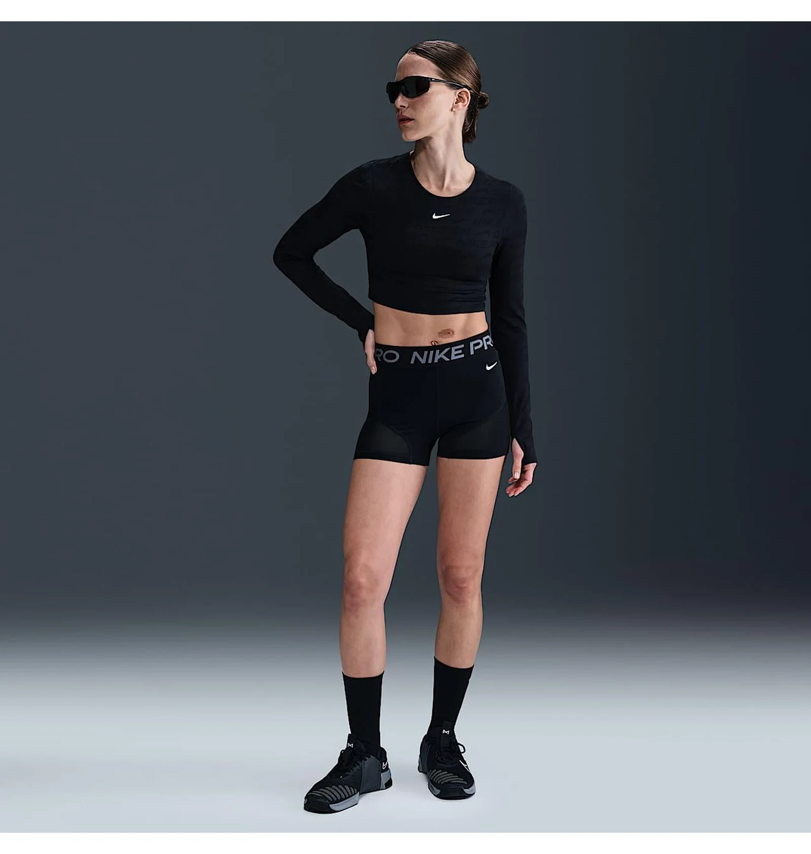 ᐉ Лонгслив женский Nike Pro Black HJ4281-010 - купить в интернет