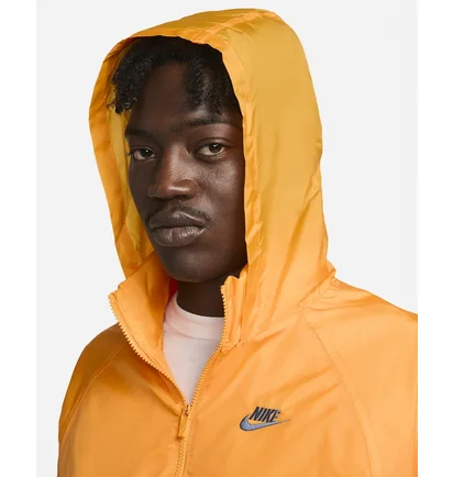 Анорак чоловічий Nike Sportswear Windrunner MenS Unlined Woven Anorak Yellow DQ4910-717