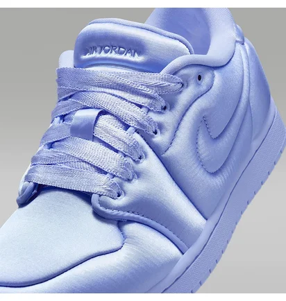 Кросівки жіночі Air Jordan 1 Mm Light Blue HF3969-400