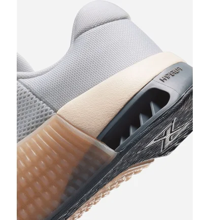 Кроссовки женские Nike Metcon 9 White DZ2537-104