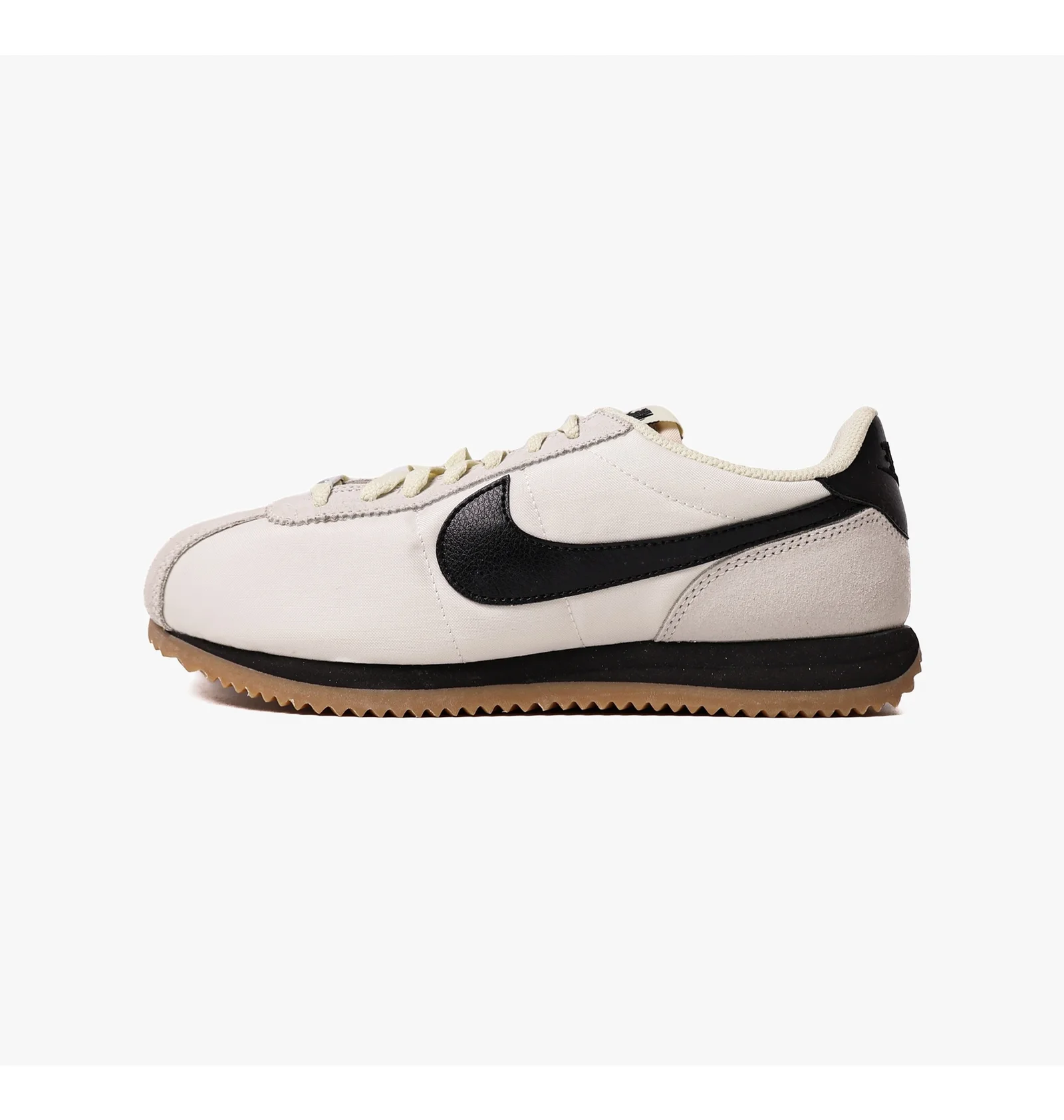 ᐉ Кроссовки женские Nike Cortez W Txt White HM9987-001 - купить в