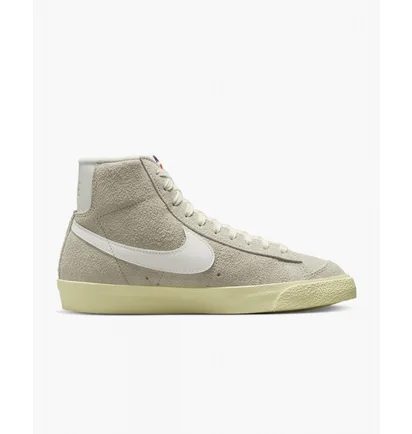 Кросівки жіночі Nike Blazer Mid 77 Vintage Beige Dv7006-001