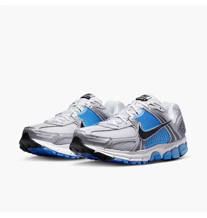 Кросівки чоловічі Nike Zoom Vomero 5 Metallic FJ4151-101