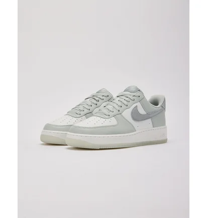 Кроссовки мужские Nike Air Force 1 Low 07 Lv8 Grey/White FJ4170-003