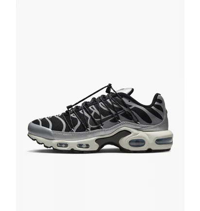 Кросівки жіночі Nike Air Max Plus Grey/Black FD0799-001