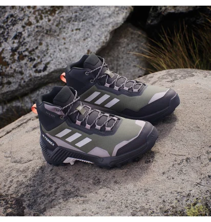 Ботинки женские Adidas Eastrail 2.0 Mid Rain.Rdy Hiking Shoes Black/Olive ID3455