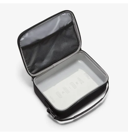 Сумка детская Nike Jan Hbr Lunch Box Black 9A0542-023