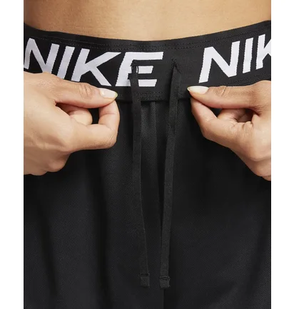 Шорти жіночі Nike Dri-Fit Attack Black Dx6024-010