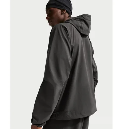 Ветровка мужская Nike Dri-Fit Woven Full-Zip Windrunner Black IU6965-060